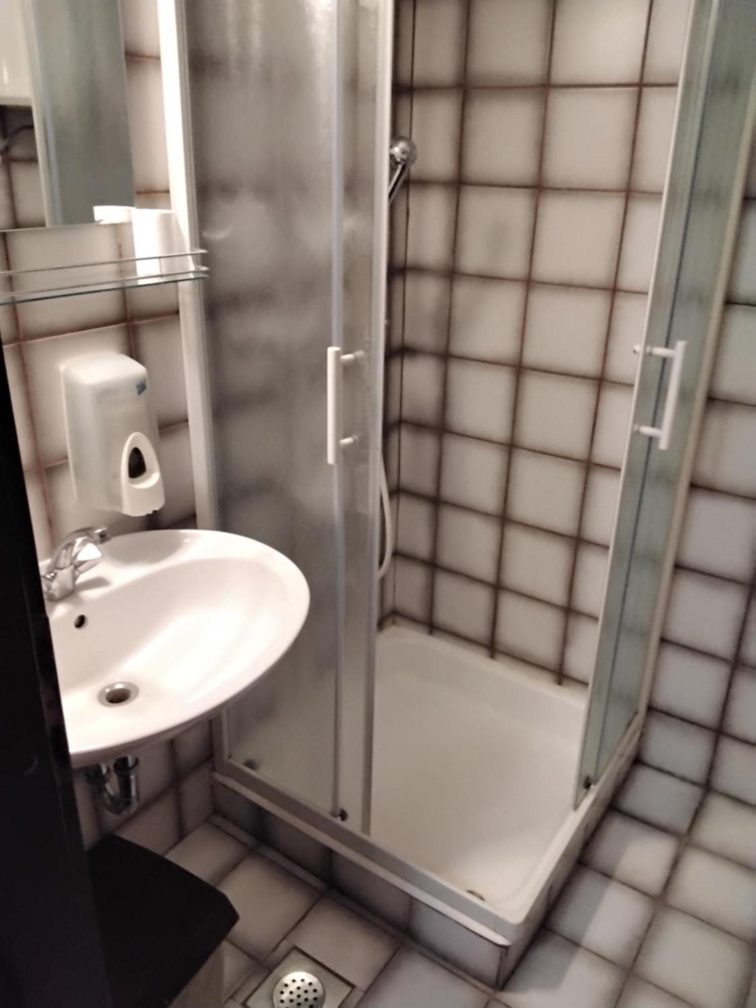 Accommodation And Restaurant Tia 서클리예나고렌스켐 외부 사진